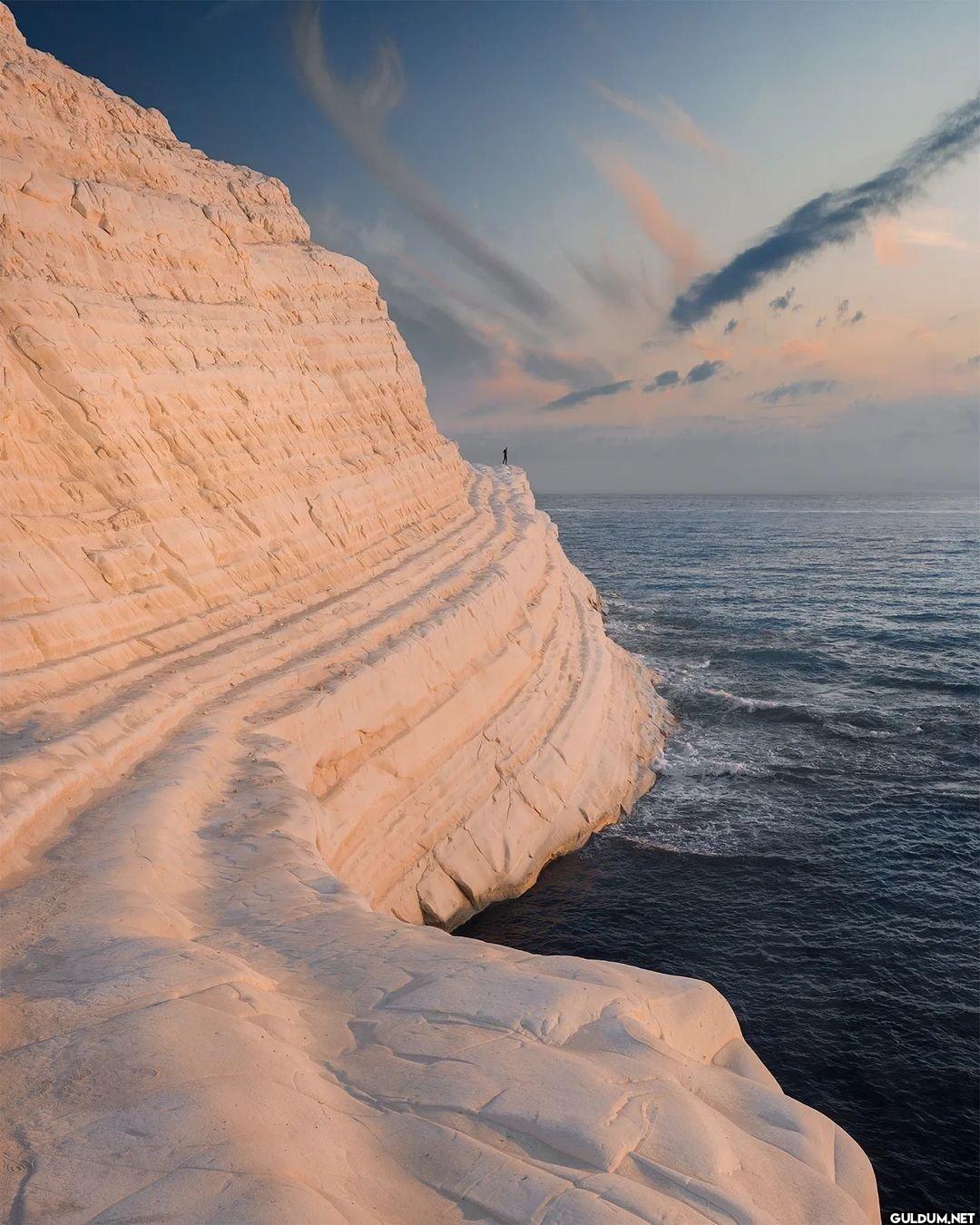 16. Scala dei Turchi,...