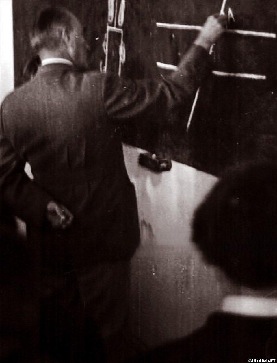 Başöğretmen Atatürk, Sivas...