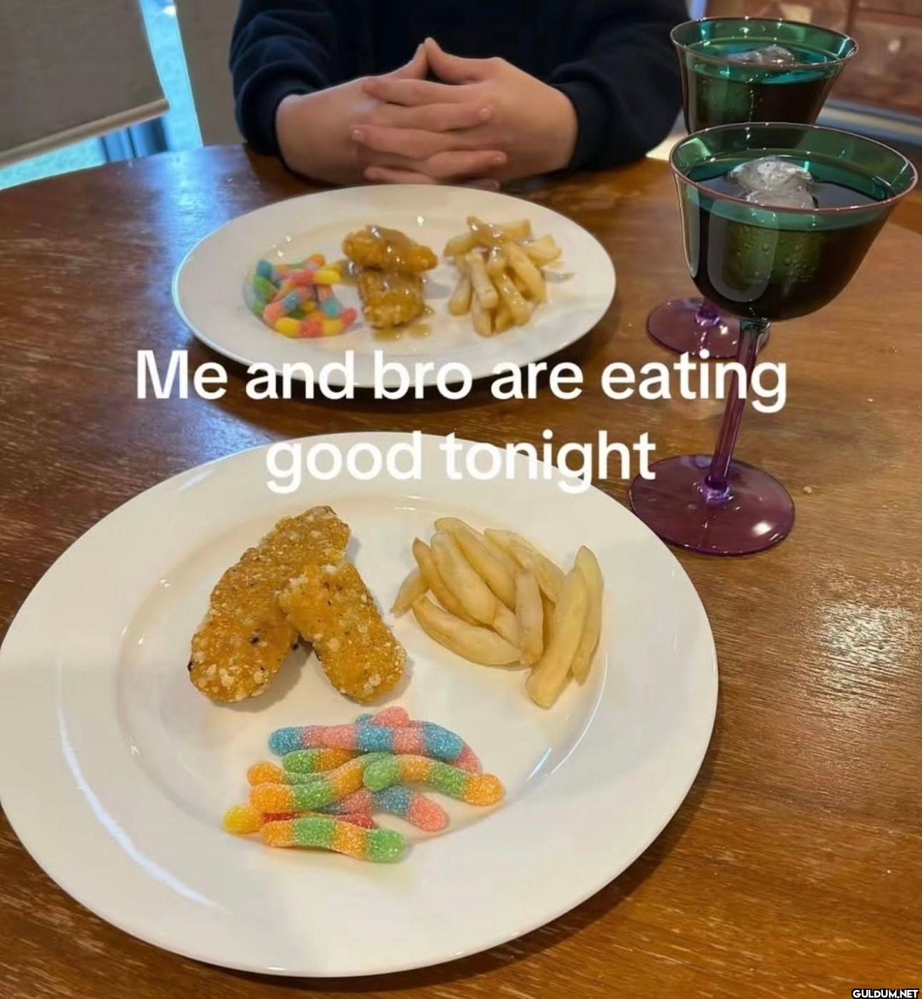 Me and bro are eating good tonight