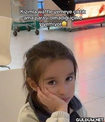 Kızımla waffle yemeye...