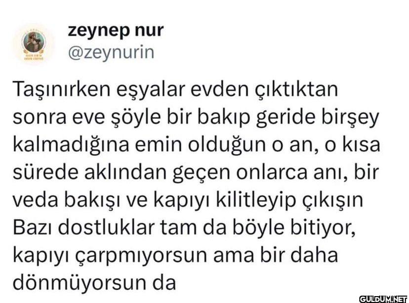 Taşınırken eşyalar evden...