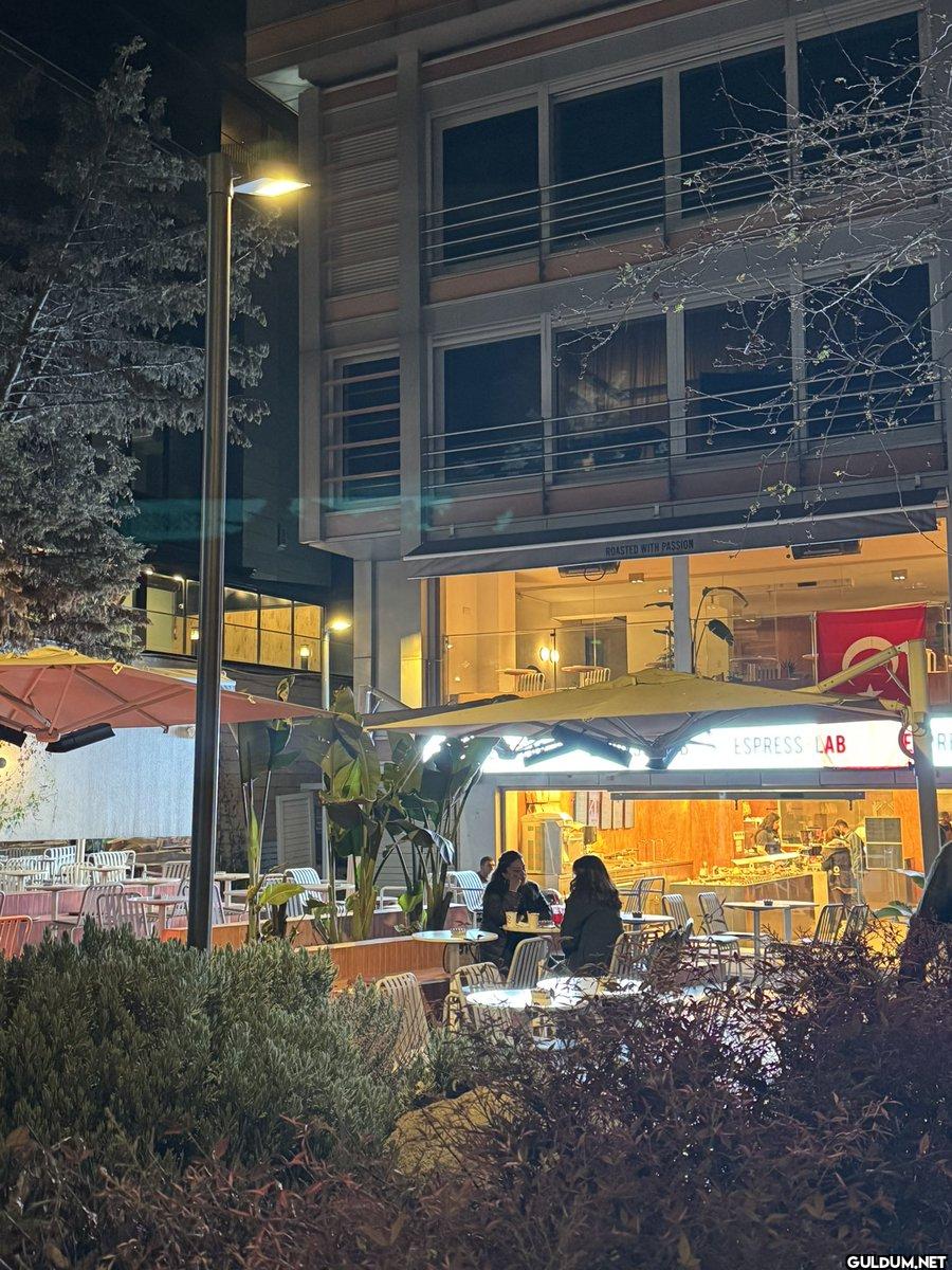O sırada diğer şubeler 😅🤭...