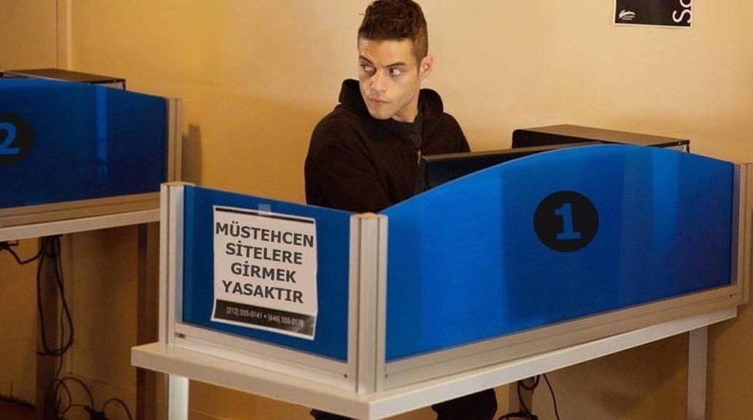 1
MUSTEHCEN
SITELERE
GIRMEK...