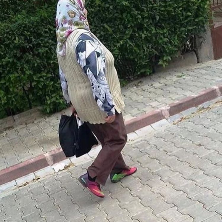 Tamam yavrum halı sahaya...
