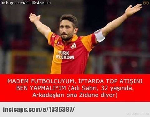 Madem futbolcuyum iftarda...