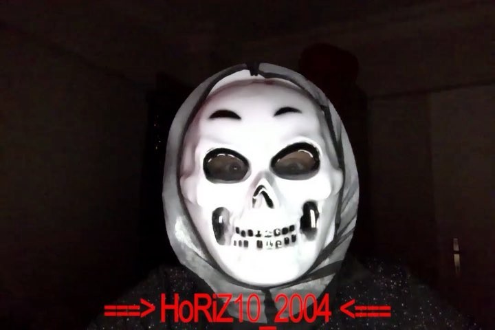 => HORİZ10 2004