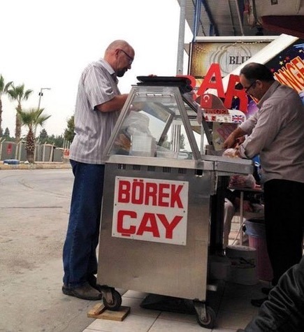 BÖREK
ÇAY