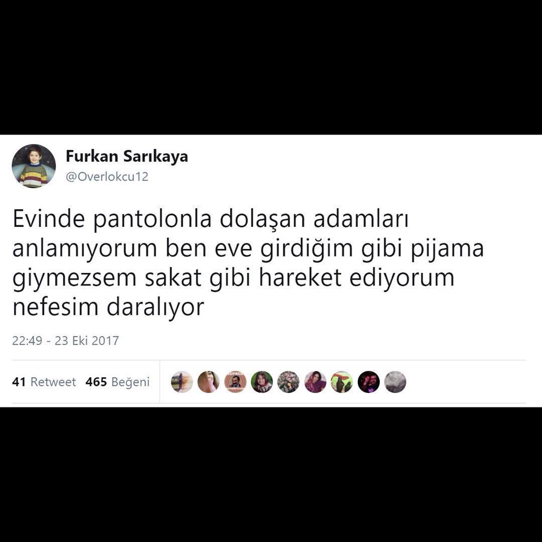 Evinde pantolonla dolaşan...