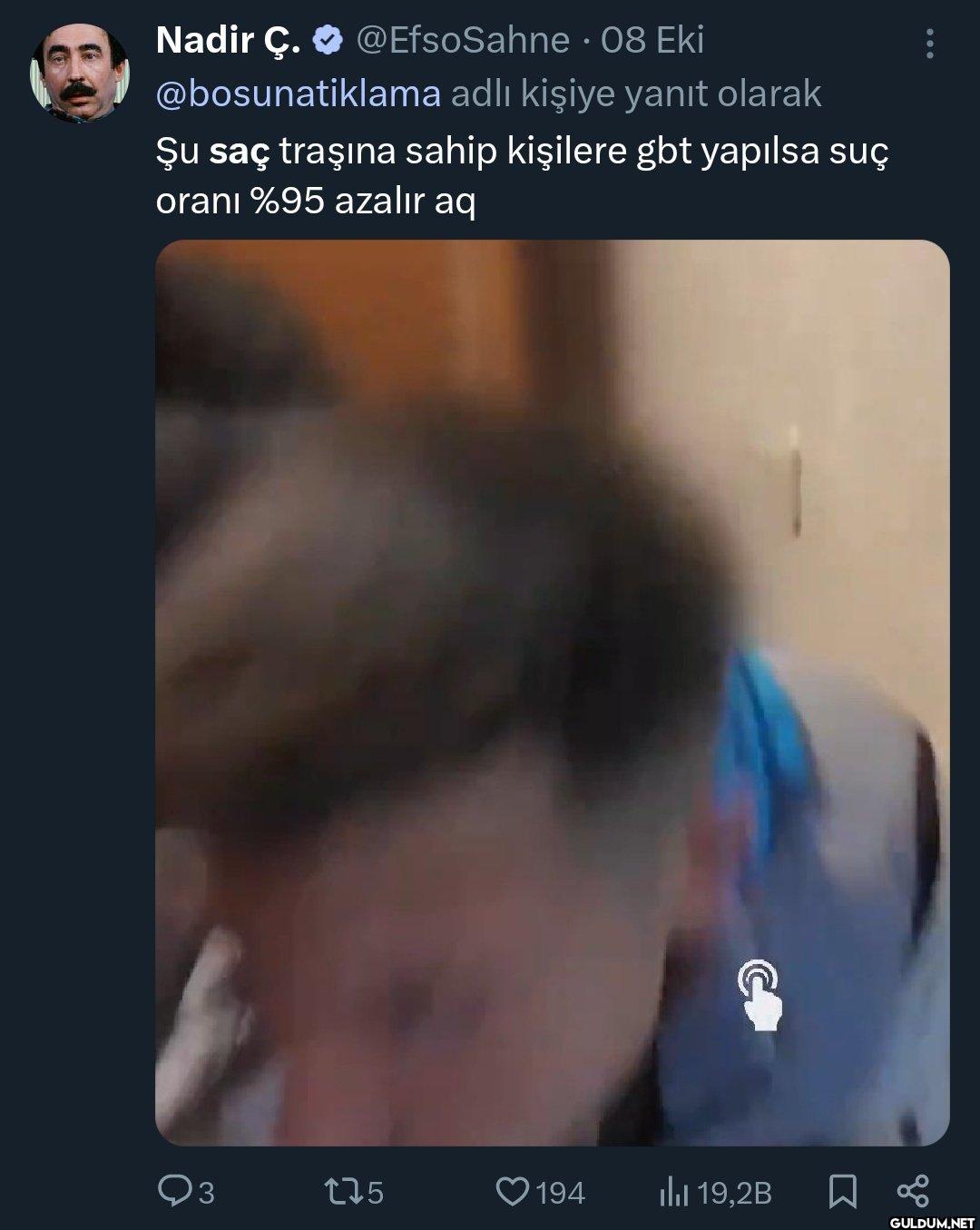 Bu saç traşına sahip...