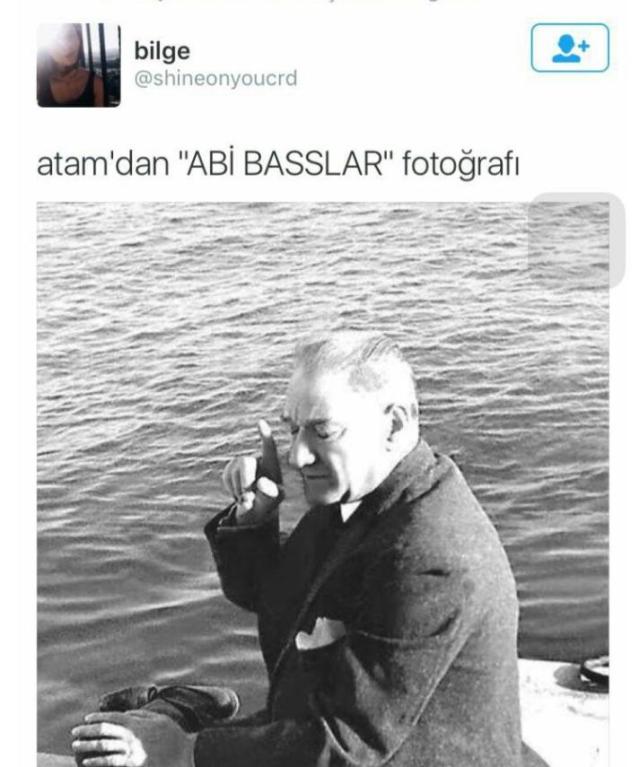 Atamdan abi basslar fotoğrafı.