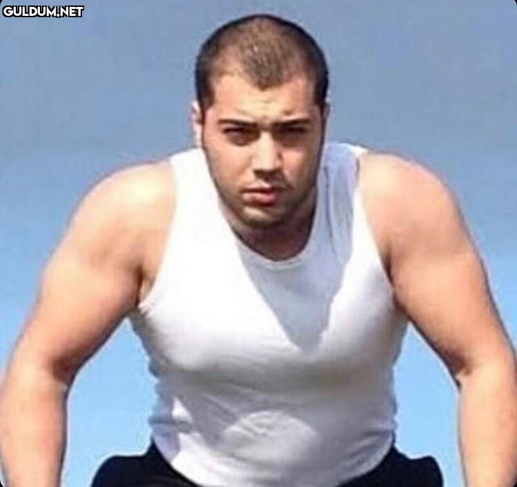 Çağatay Ulusoy ve saçlı...