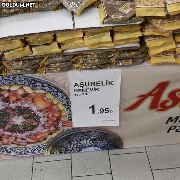 Komşu solda da olsa aşure...