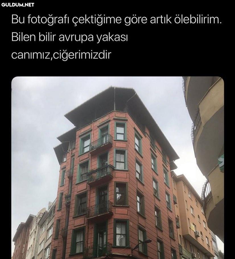 Hayır ağlamıyorum, gözüme...