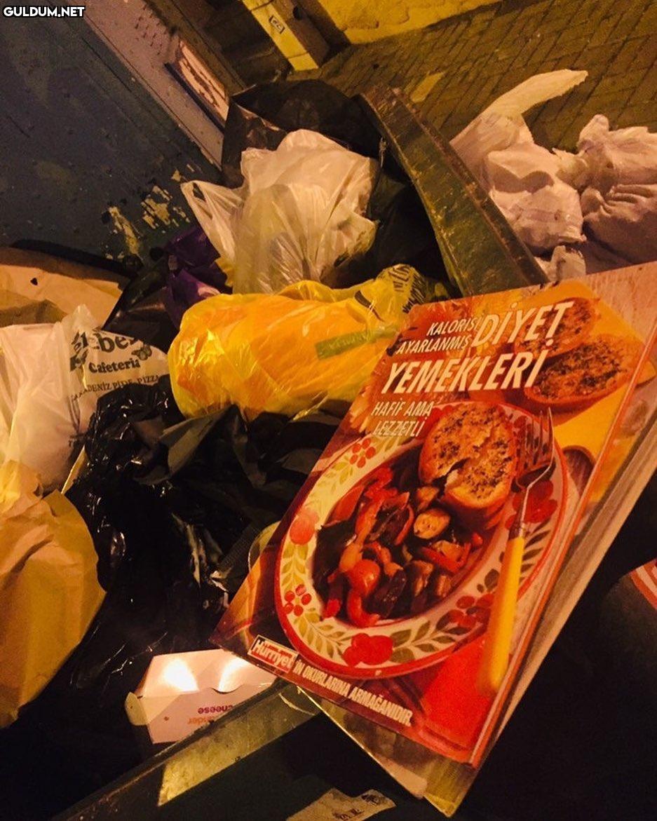 Yine biri pes etmiş😔...