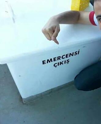 EMERCENSİ

 ÇIKIŞ