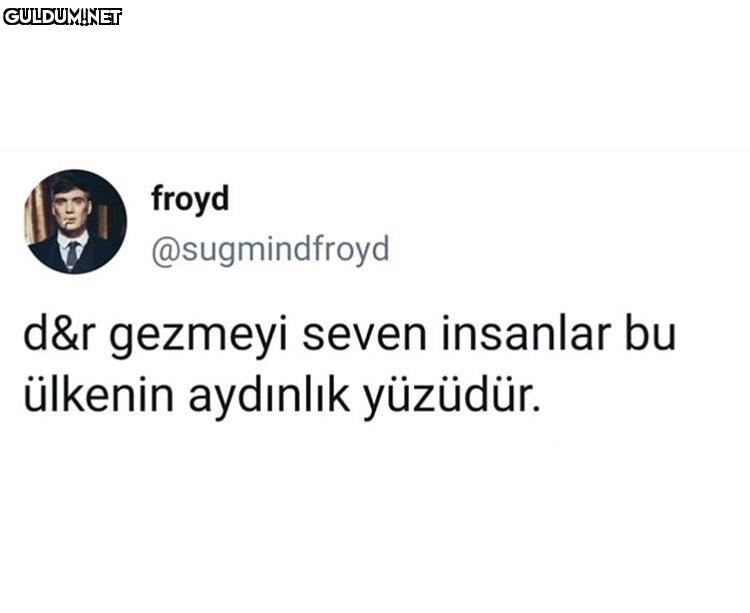 avmde arkadaşlar beklerken...