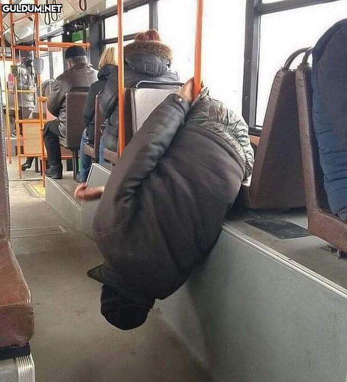 Cumartesi işe gidiyorum