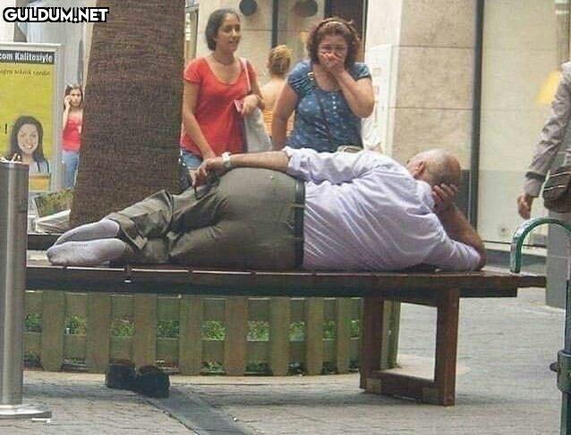 Chill Saturdayı Eom...