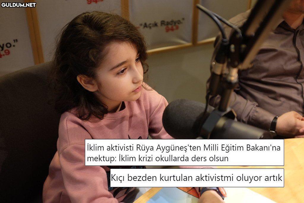 Baba biz ne izliyoruz biri...