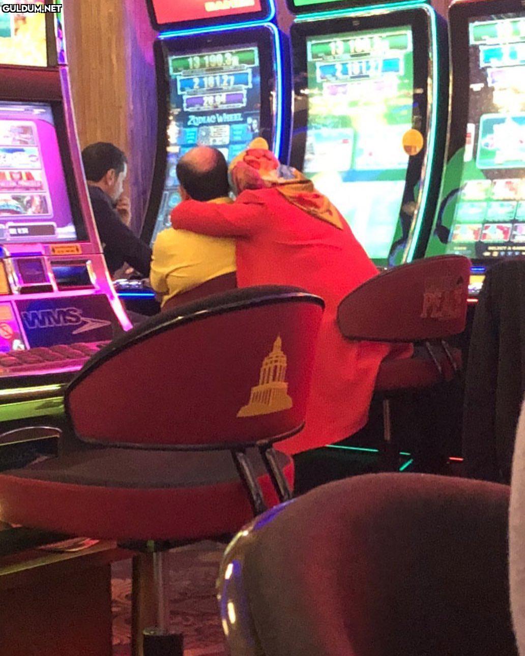 Aşkta kaybeden kumarda mı...