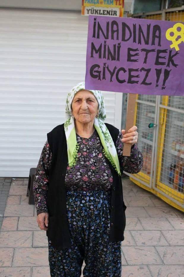 İNADINA
MİNİ ETEK
GİYCEZ!!.