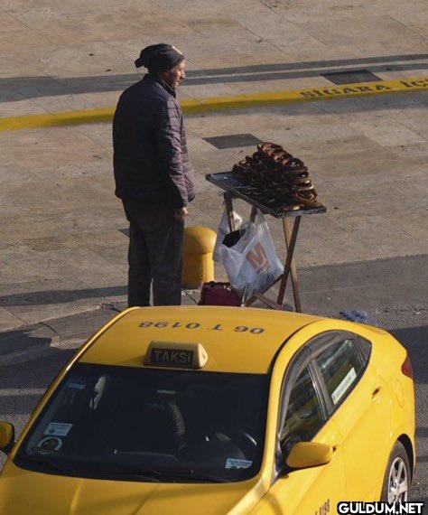Saat 9'u 5 geçe Türkiye   ...