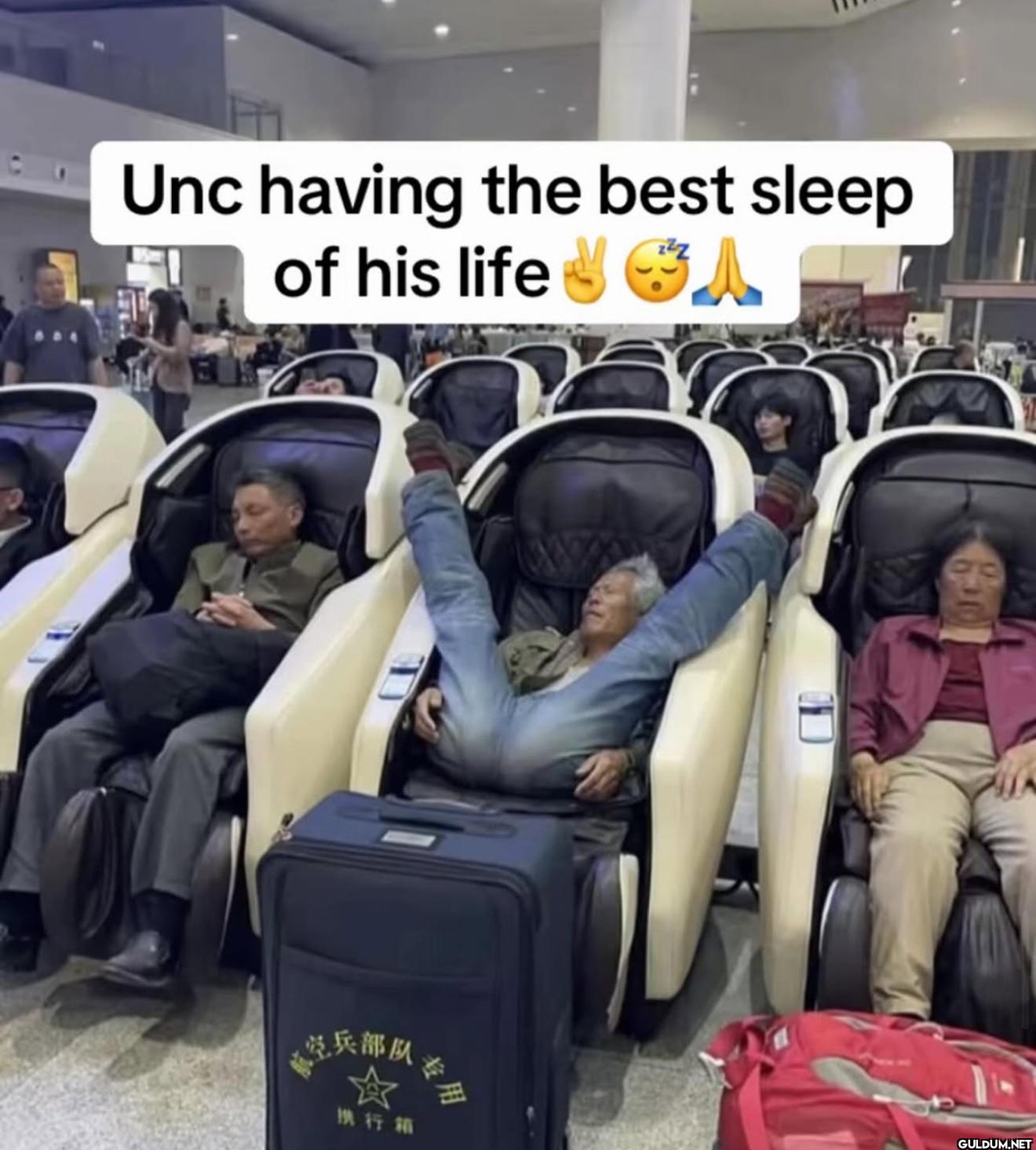 Unc having the best sleep...