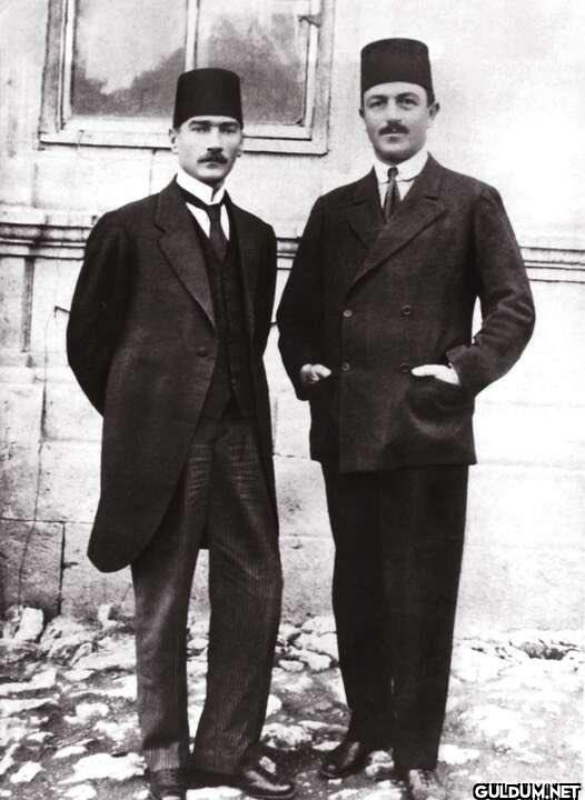 Mustafa Kemal Paşa ve Rauf...