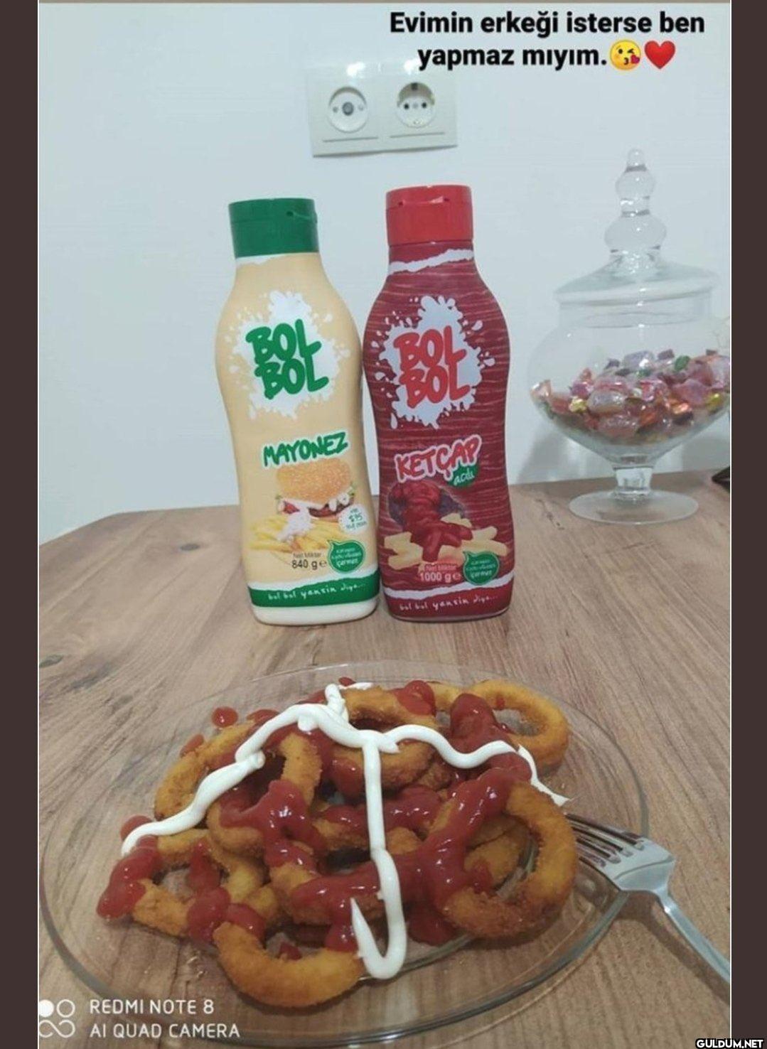 Ne şanslı erkekler var   ...