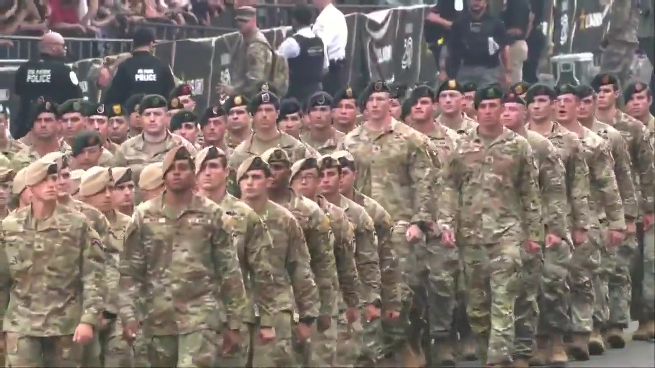 President Trump gives a salute to the 75th Ranger Regiment and Special ...
