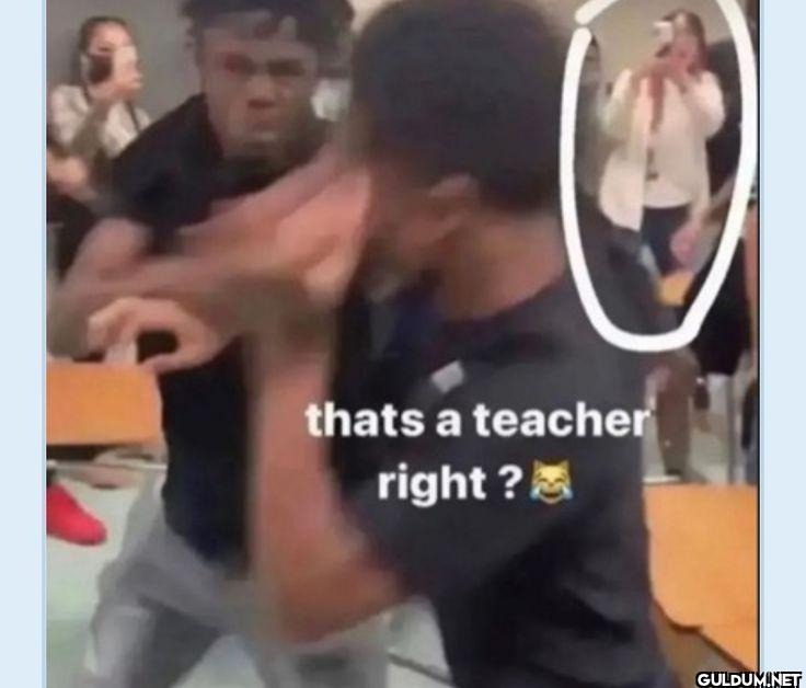 thats a teacher right ?