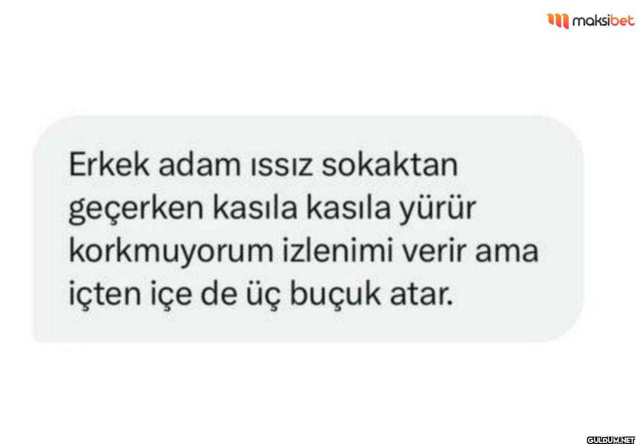 Erkek adam ıssız sokaktan...