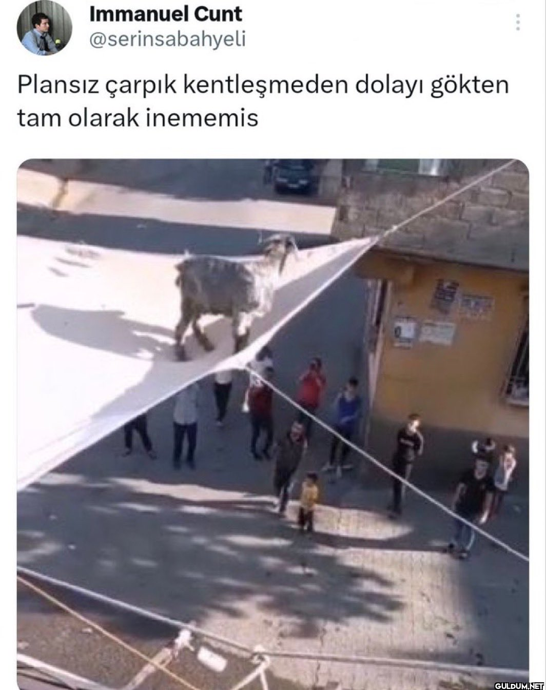 Plansız çarpık...