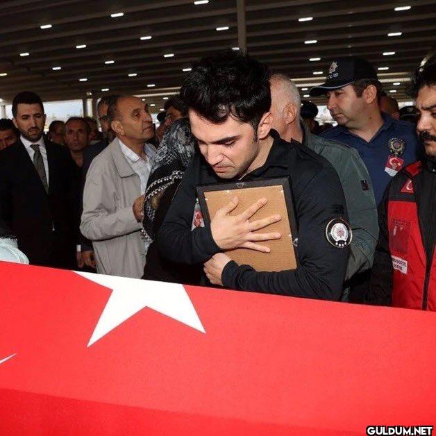 Şehit polisimiz Şeyda...