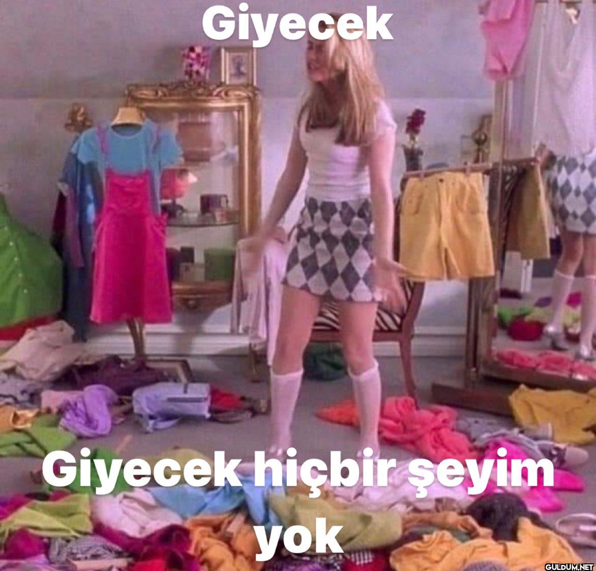Giyecek Giyecek hiçbir şeyim yok