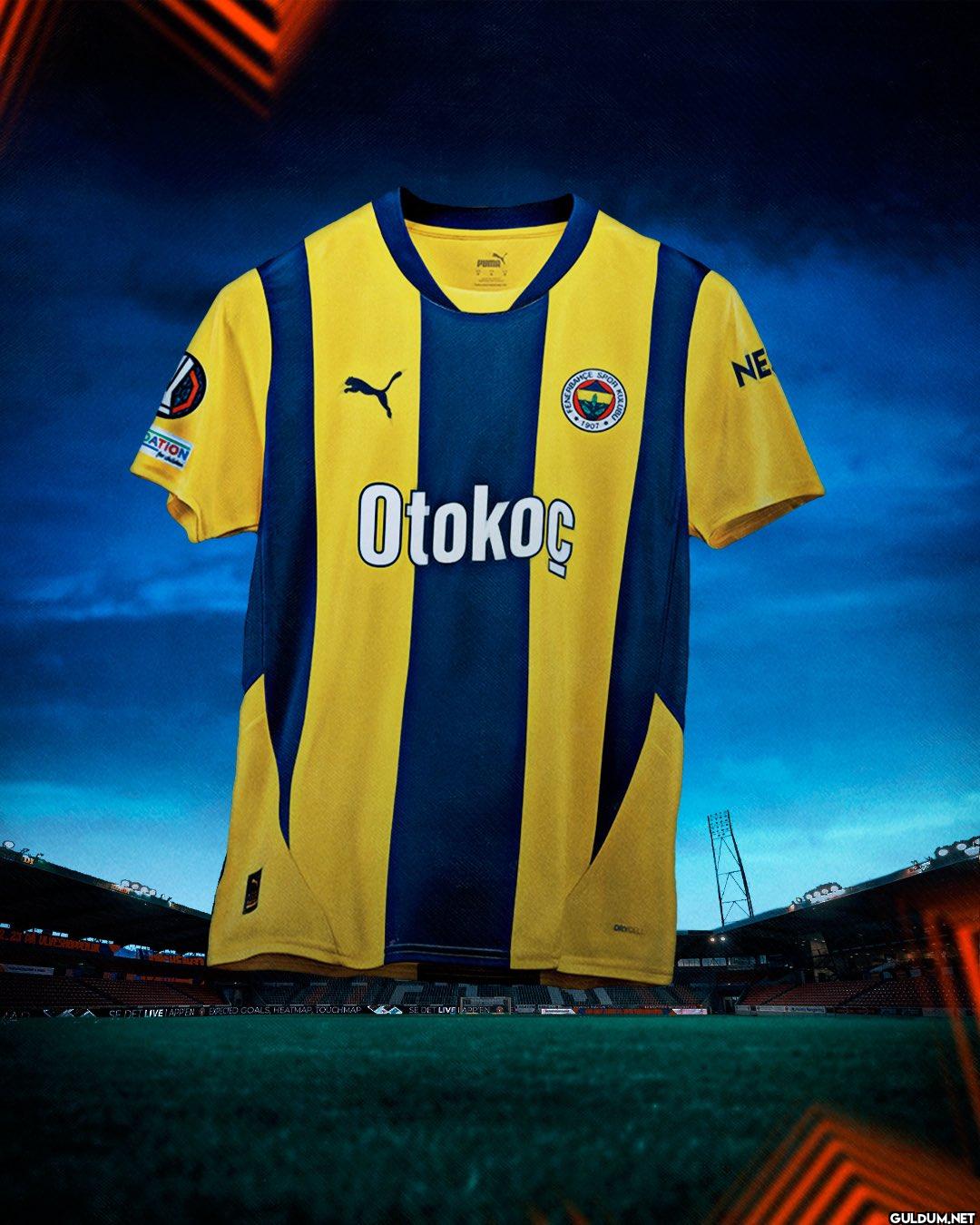 En Nesyri gol atar forması...