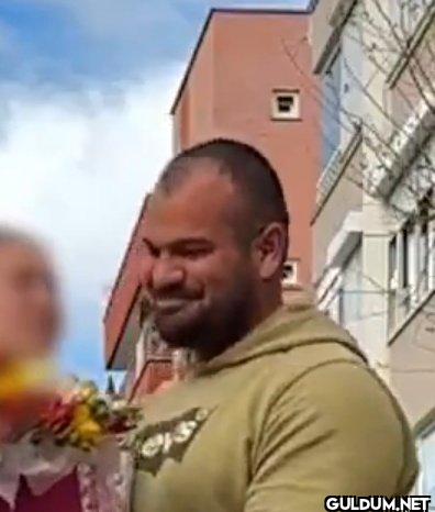 Kızlar neden bu ilk...