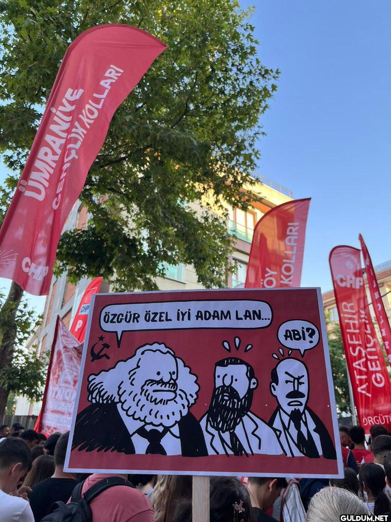 ÖZGÜR ÖZEL İYİ ADAM LAN.....