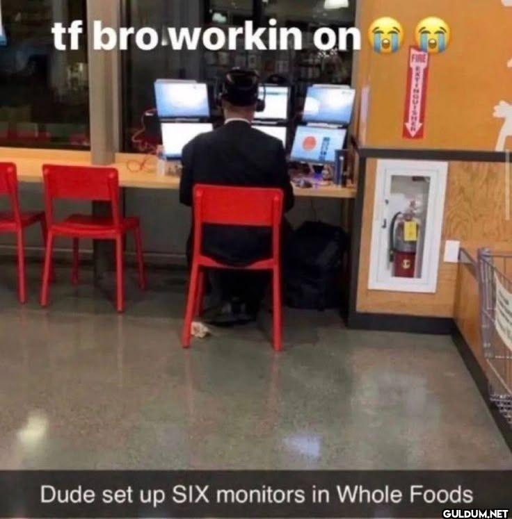 tf bro workin on Dude set...