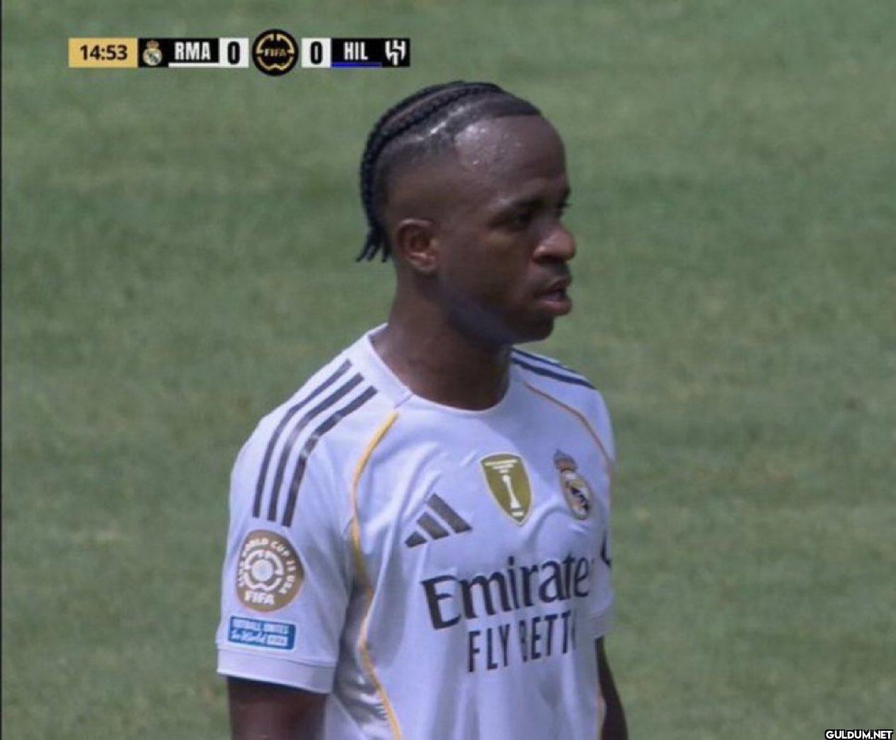 Yeni tarzı ile Vinicius Jr...