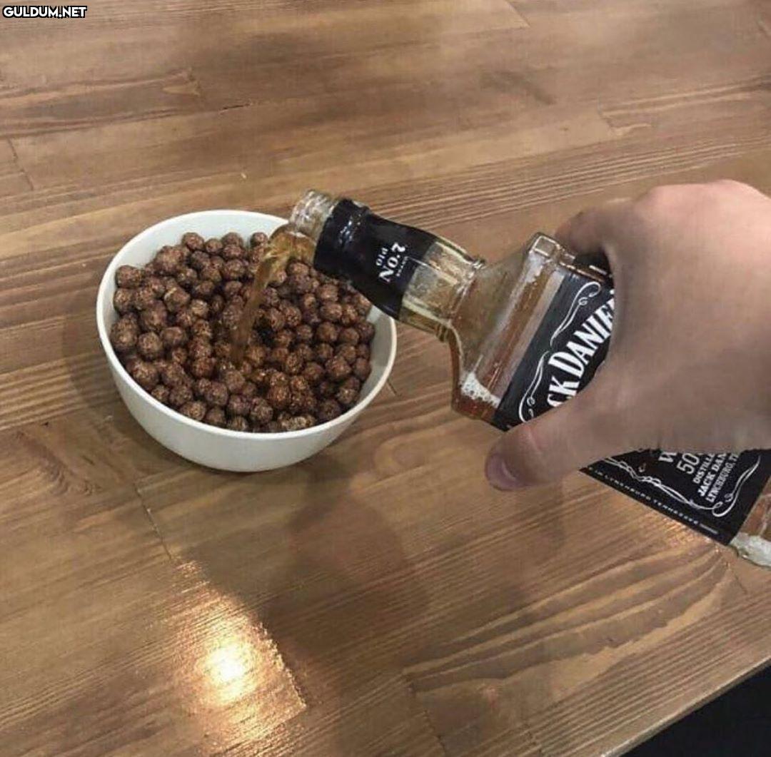 Spotify hesabım corn...
