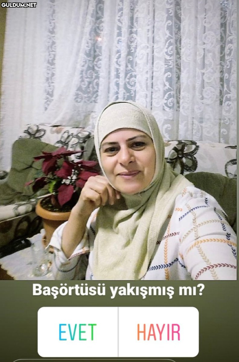 Başörtüsü yakışmış mı? EVET HAYIR