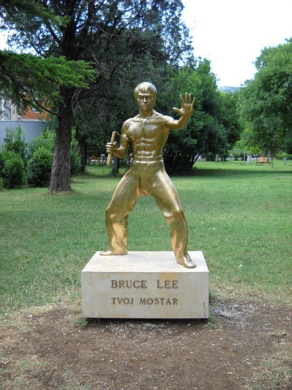 Bosna'daki efsane Bruce...