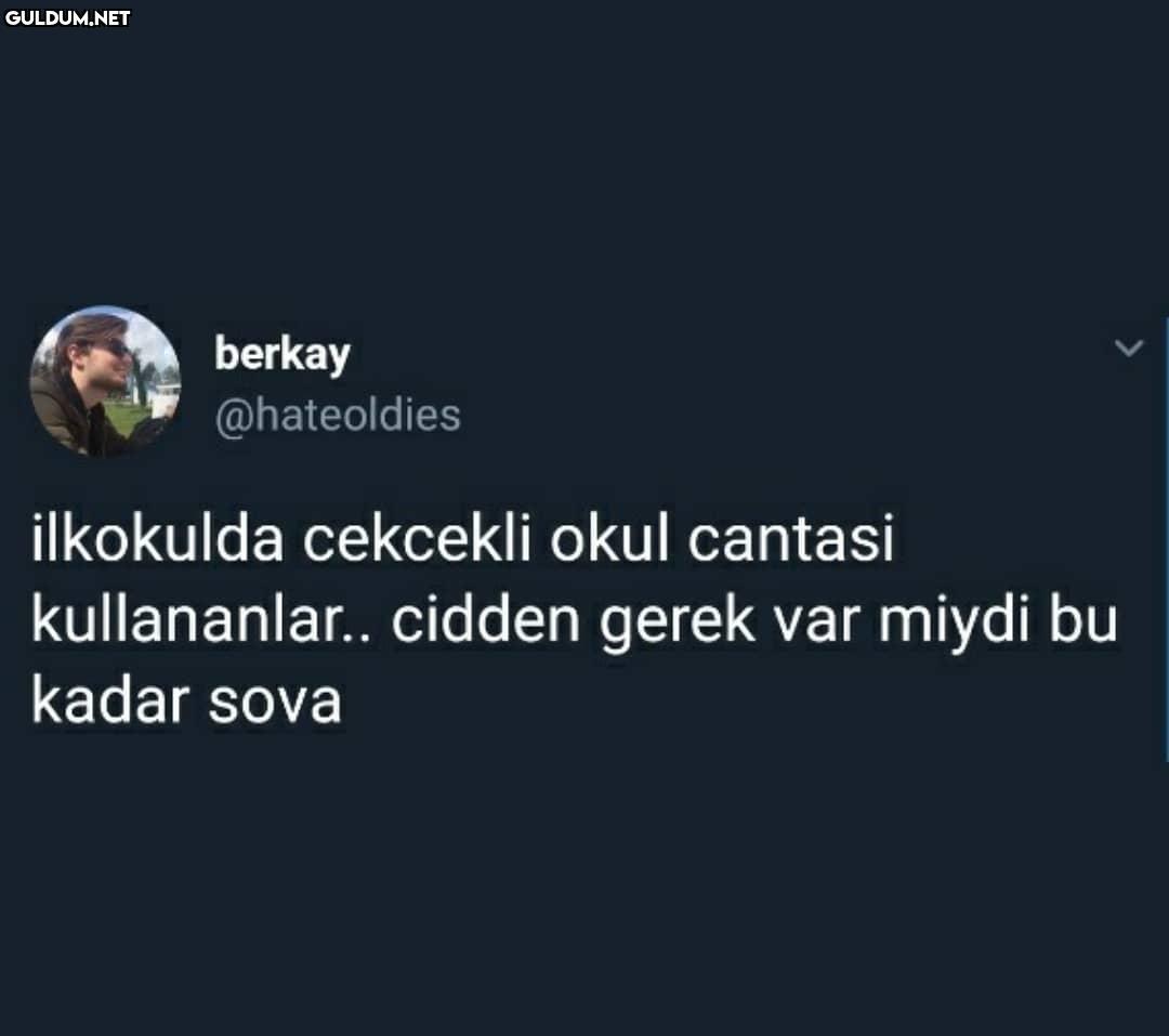 Ayakkabısının altında...