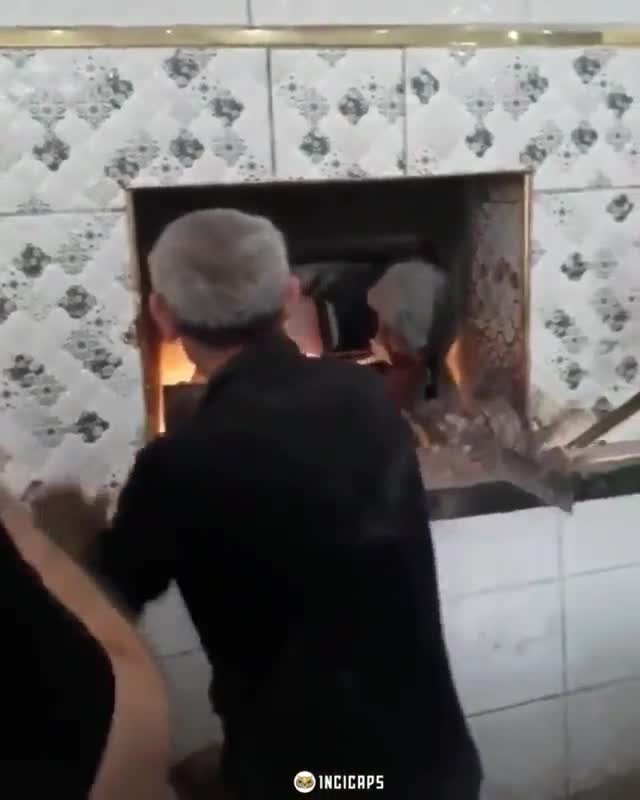 Adana'nın aşırı sıcak havasına dair kısa bir mizahi gözlem.