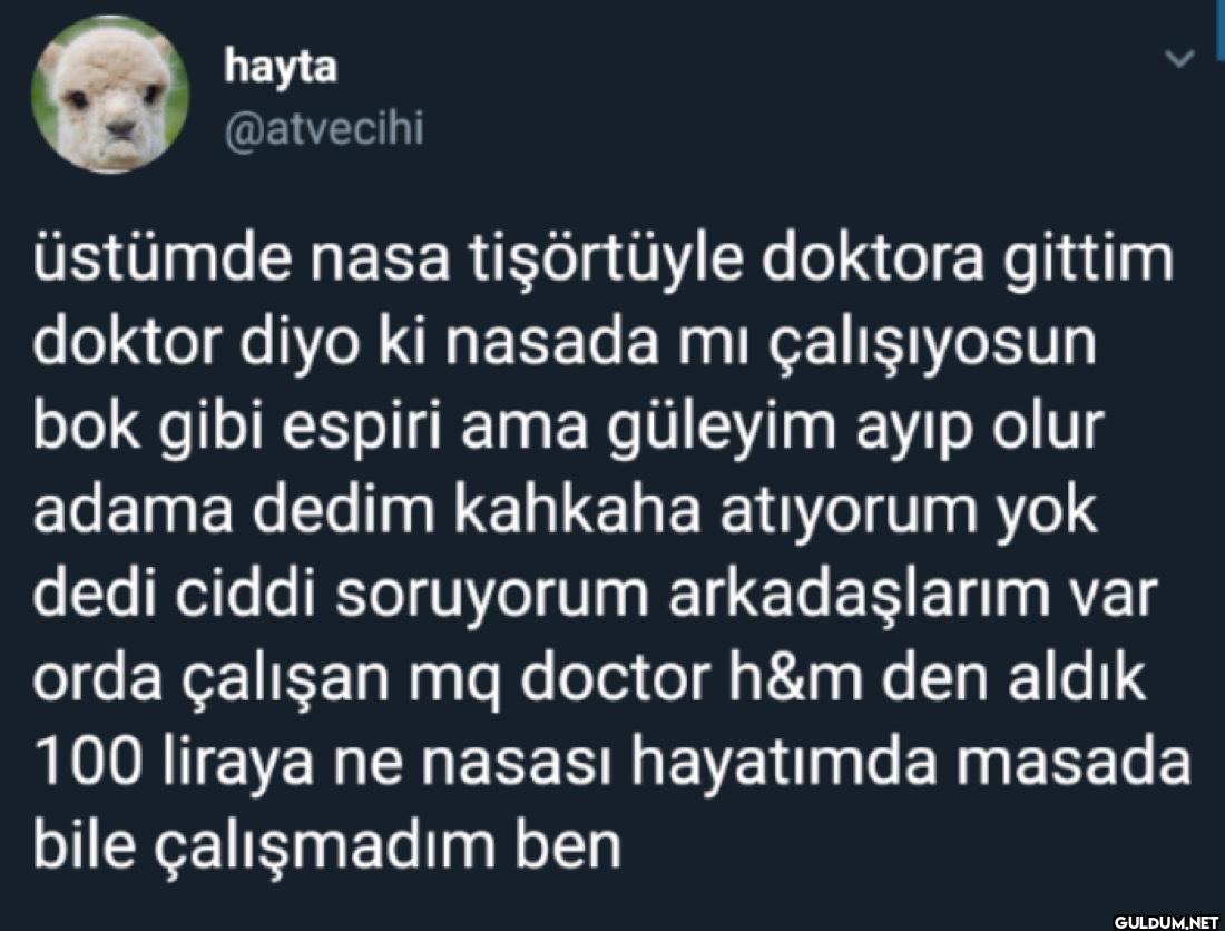 üstümde nasa tişörtüyle...