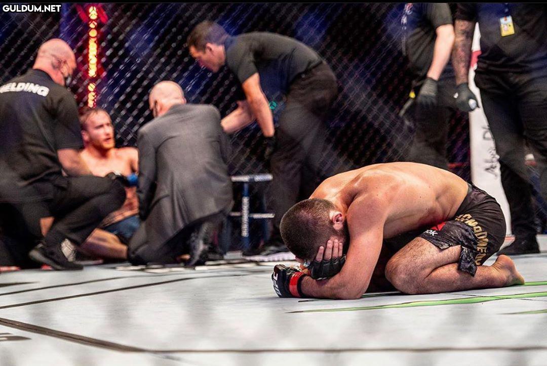 Ünlü UFC dövüşcüsü...