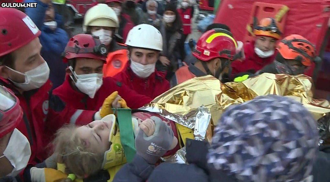 3 yaşındaki Elif, depremde...