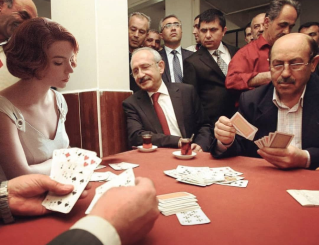 Beth harmon kahvede pişti...