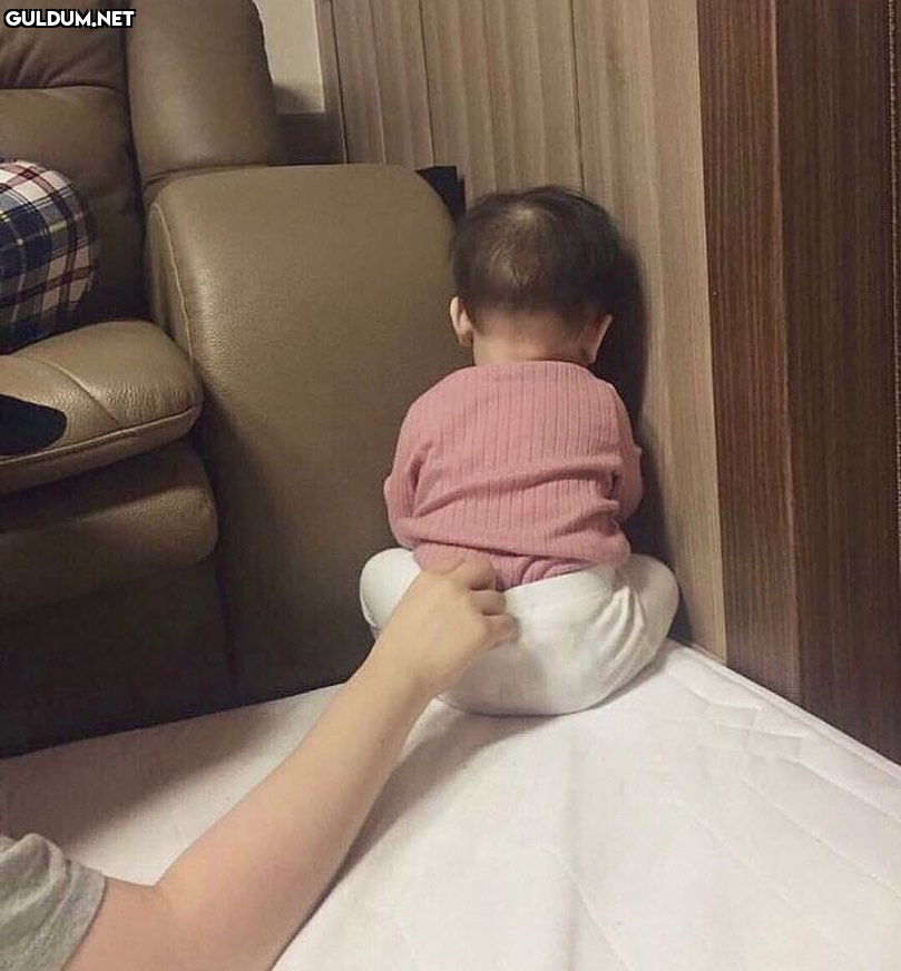 RT @cocuktrr: Küsmüş :(    Kaynak